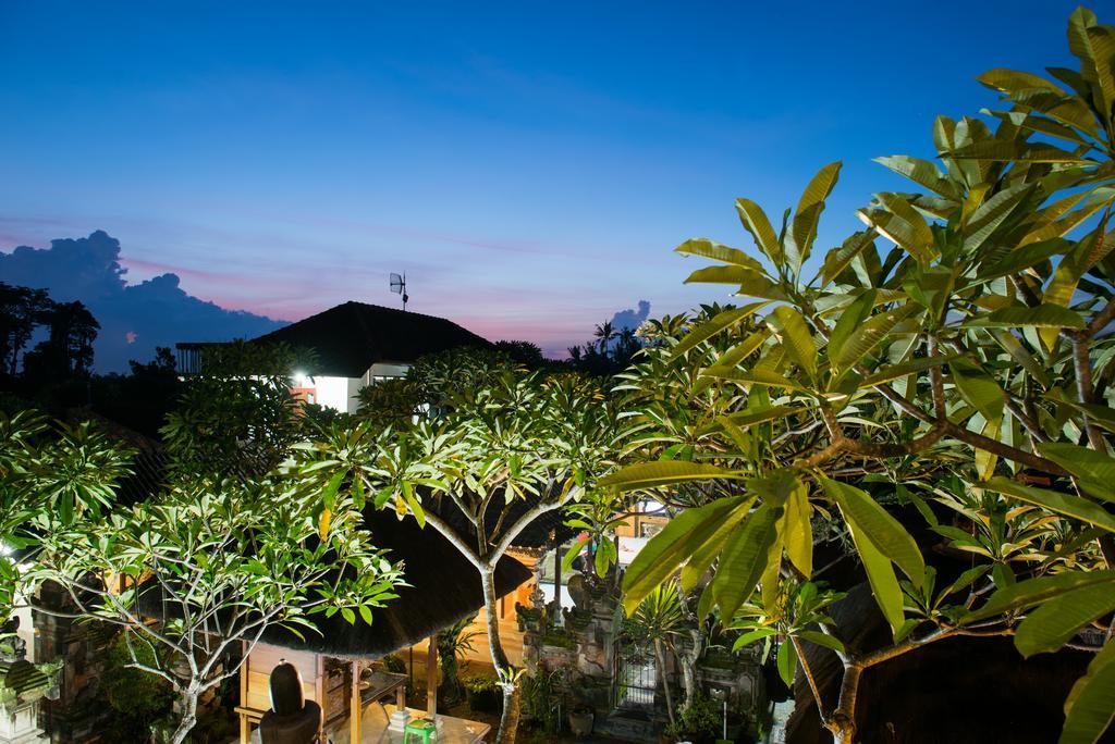Bulan Bali Homestay อูบุด ภายนอก รูปภาพ